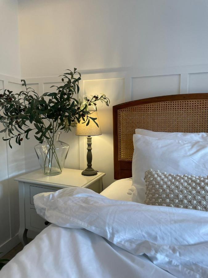 Luxury Barn With Hot Tub, Spa Treatments, Private Dining Little Budworth Екстер'єр фото
