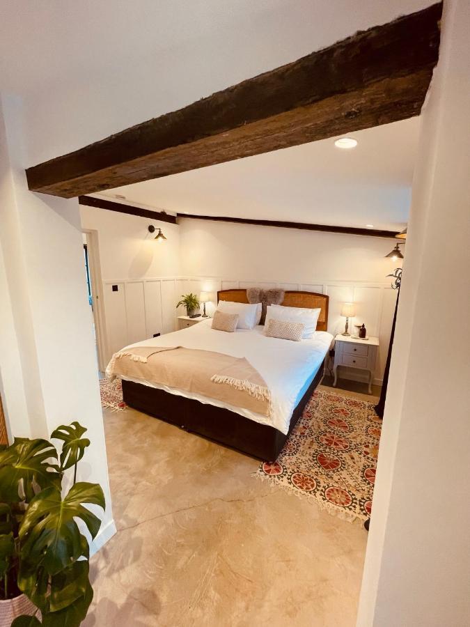 Luxury Barn With Hot Tub, Spa Treatments, Private Dining Little Budworth Екстер'єр фото